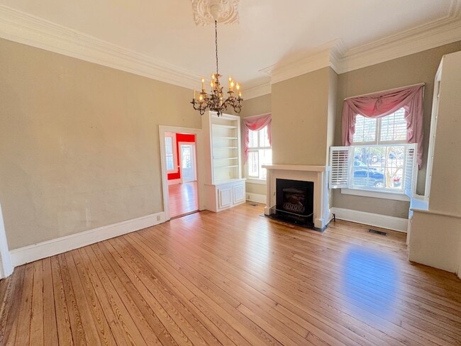 Building Photo - 226 E Gwinnett St