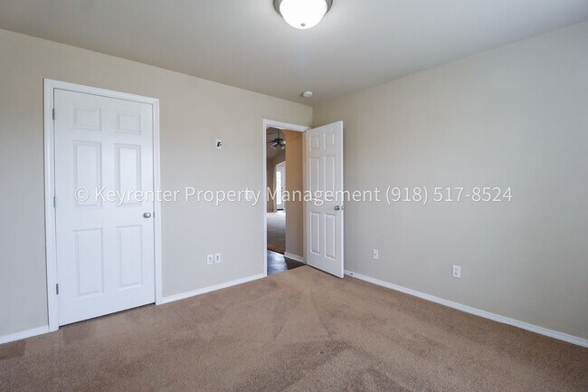 Building Photo - 3 Bed | 2 Bath | Broken Arrow