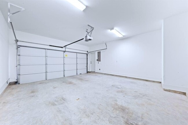 Building Photo - 1822 McIlhenny St