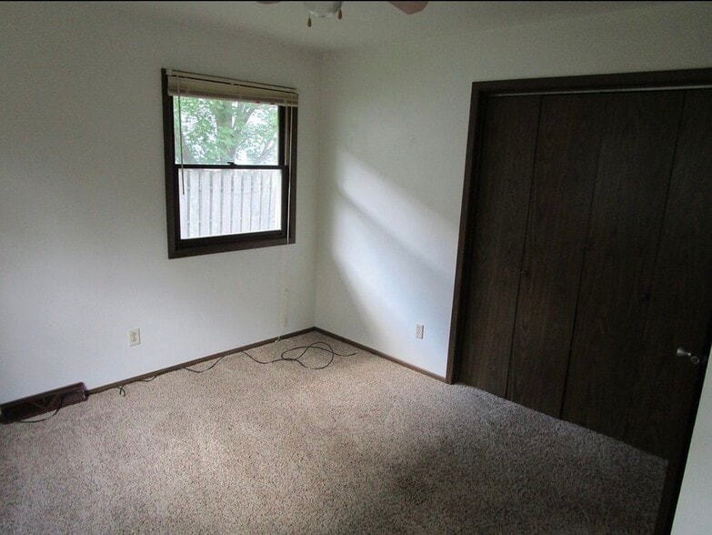 Building Photo - 507 Baker Dr