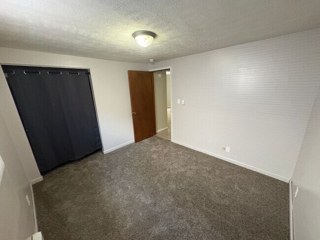 Building Photo - 2274 Orchard St