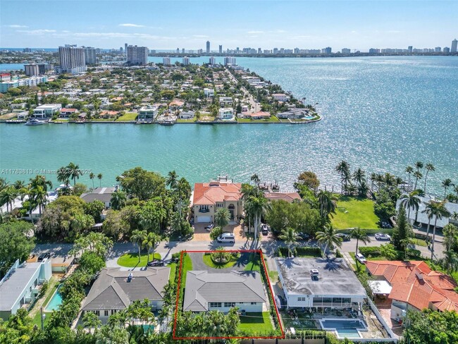 Building Photo - 7420 Beach View Dr