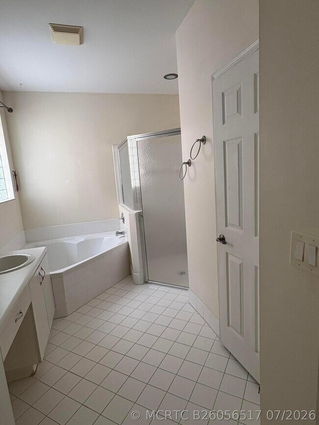 Building Photo - 3608 Dunes Vista Dr