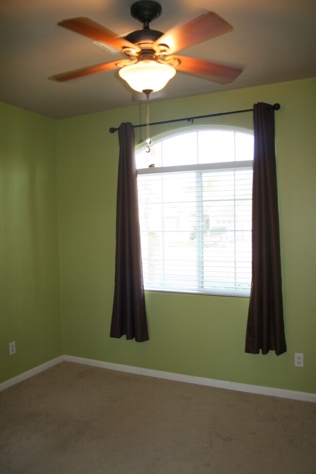 Building Photo - 12606 Willowdale Dr