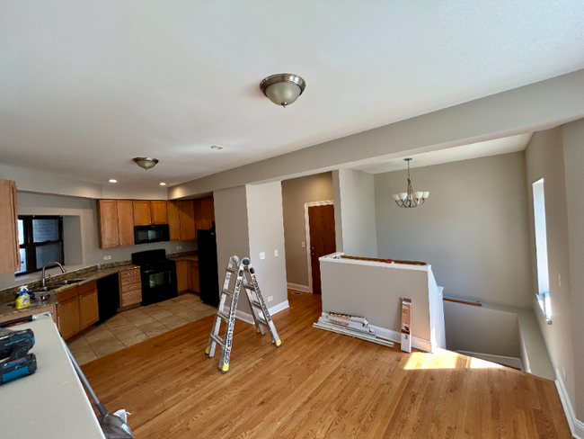 Building Photo - 6557 S Minerva Ave