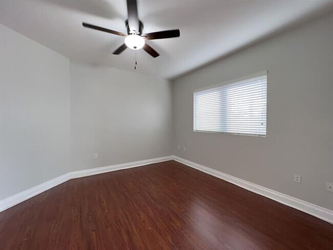 Building Photo - 4241 N Ocean Blvd