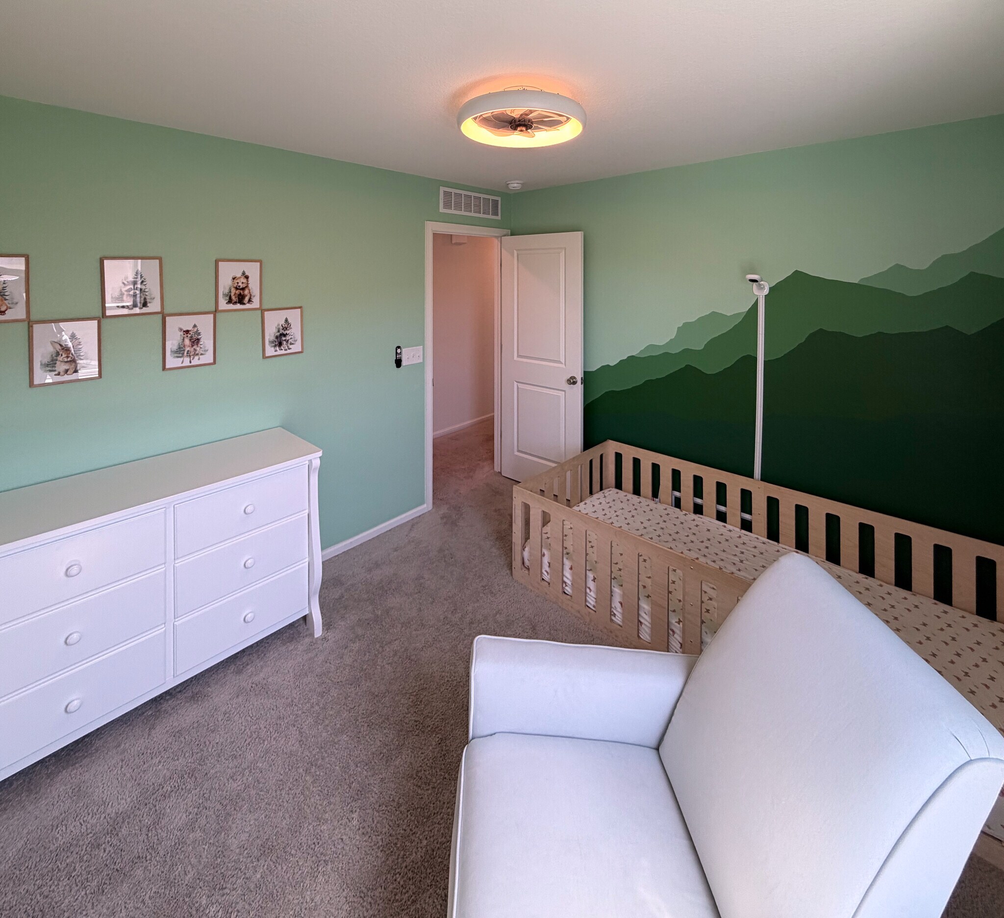 Building Photo - 2497 Winding Dr