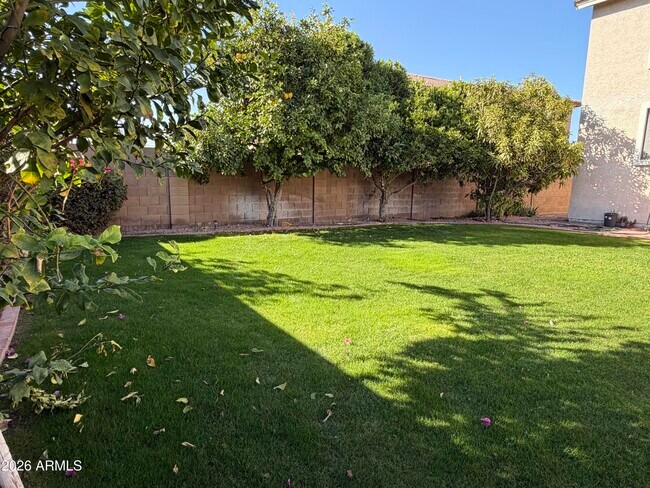 Building Photo - 13313 W Rovey Ave