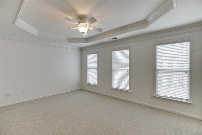 Building Photo - 2777 Loftview Square