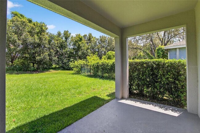 Building Photo - 15810 Starling Water Dr