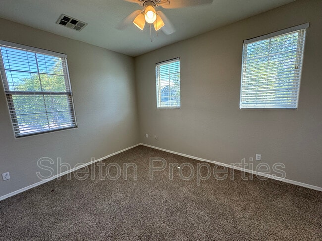 Building Photo - 21060 W Elm Way Ct