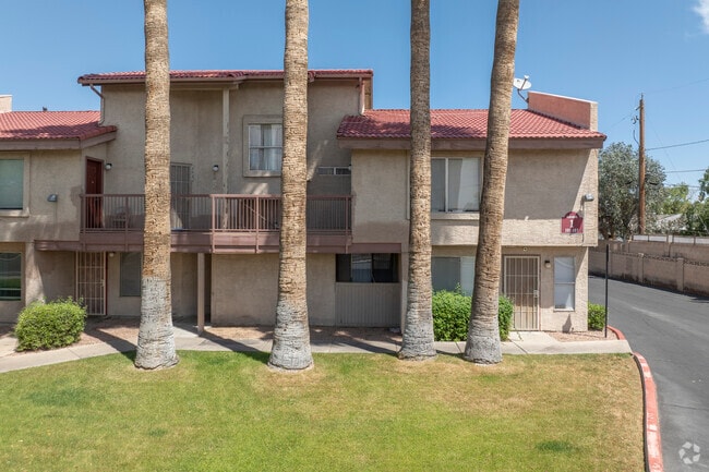 Building Photo - Orangewood Grove