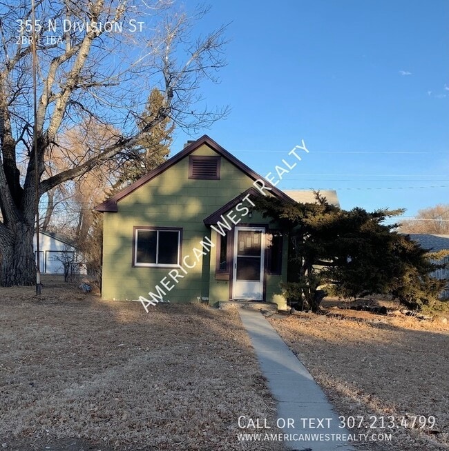 Primary Photo - 355 N Division St