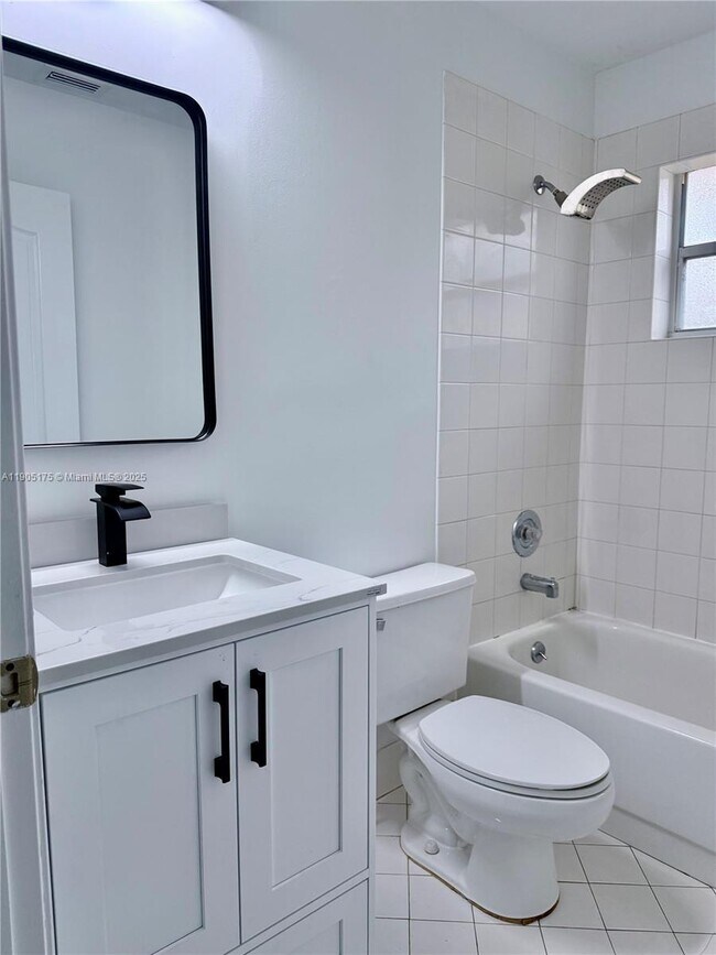 Building Photo - 9970 NW 32nd St