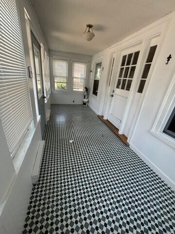 Building Photo - 40 Bellvale St