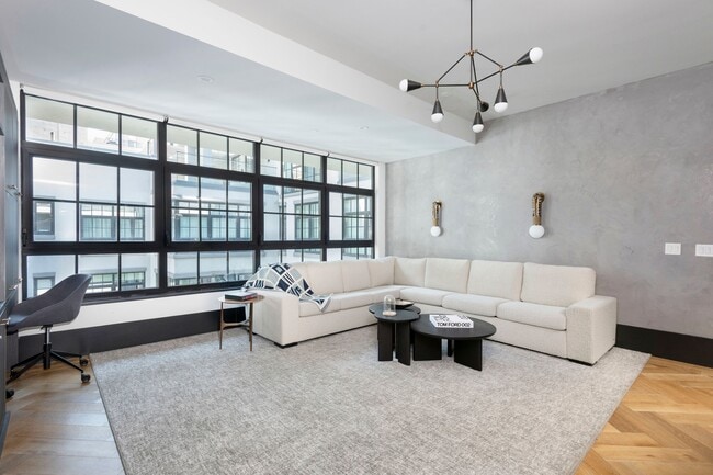 Building Photo - 51 Jay St