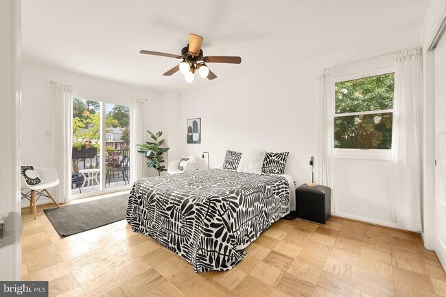 Building Photo - 10913 Bucknell Dr