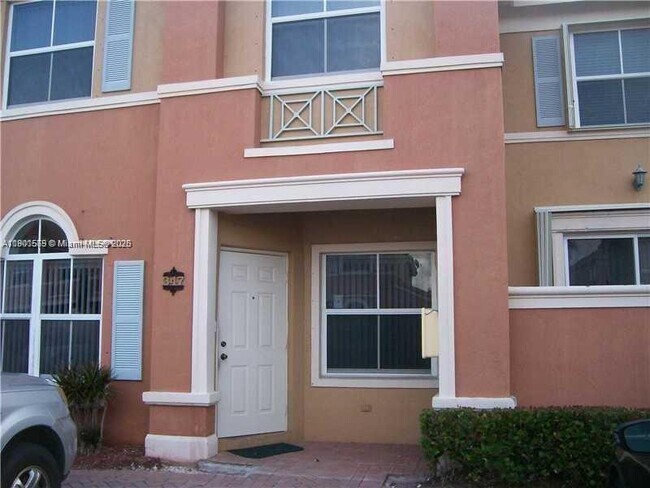Building Photo - 6141 NW 115th Pl