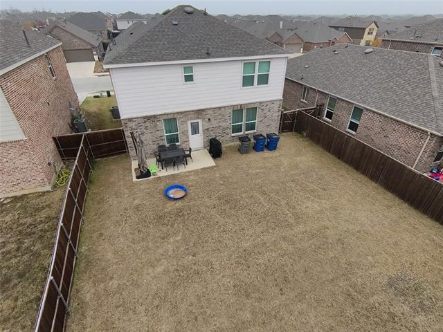 Building Photo - 909 Cormorant St