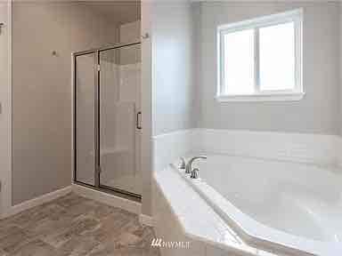 Building Photo - 1642 NW 5th Ave