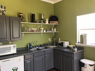 Primary Photo - Ashland Loft
