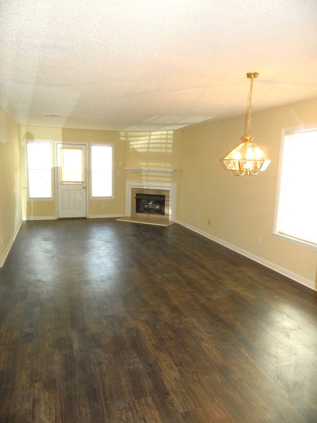 Building Photo - 71 Tiburon Trail