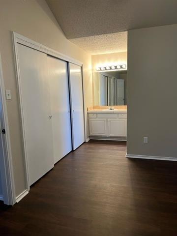 Building Photo - 4779 Wineberry Dr