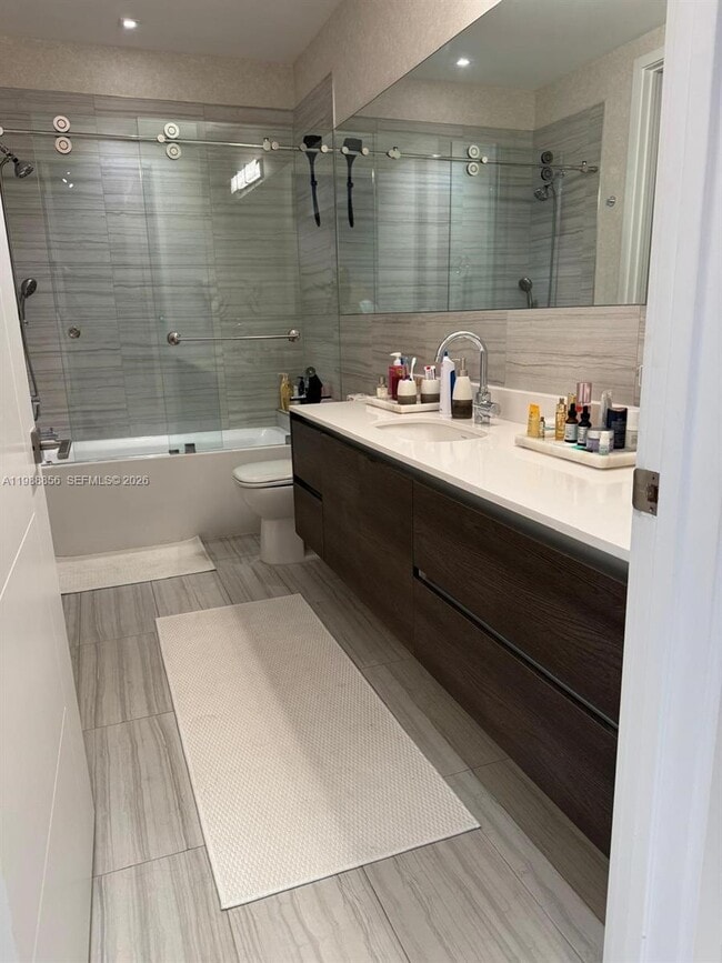 Building Photo - 301 Altara Ave