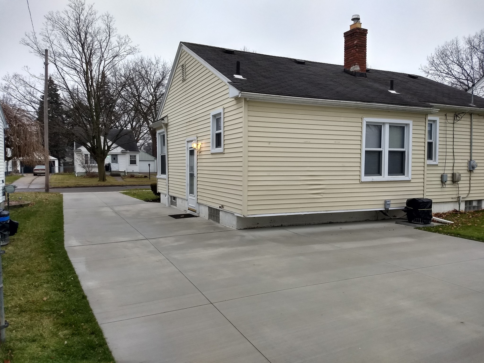 Building Photo - 60 Canfield Dr