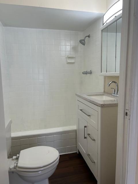 Building Photo - 10566 Mayfair Dr