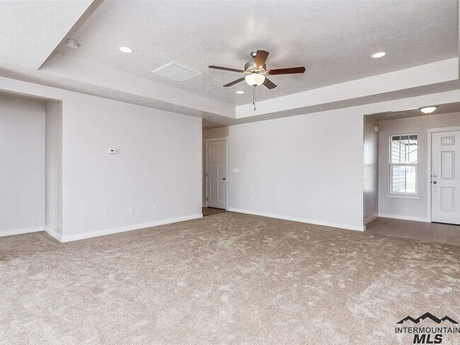 Building Photo - 3 Bedroom House For Rent with High End Finishes-Available Aug 5th!