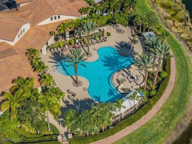 Building Photo - 9180 Glenforest Dr