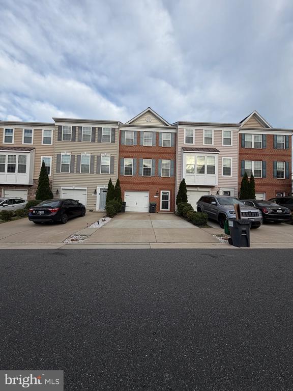 Building Photo - 128 Hidden Brook Dr