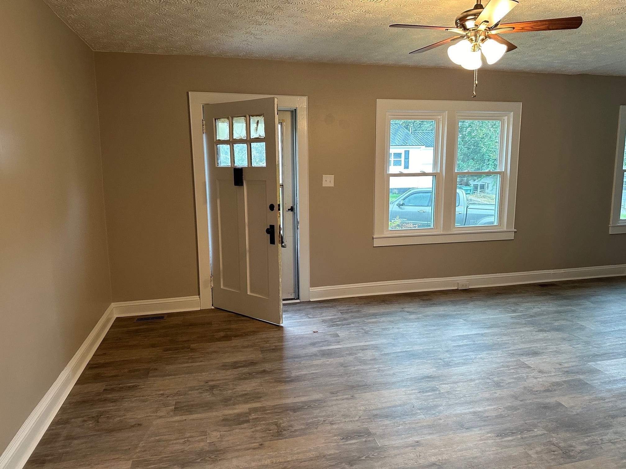 Front Door/living room view - 220 Lake St