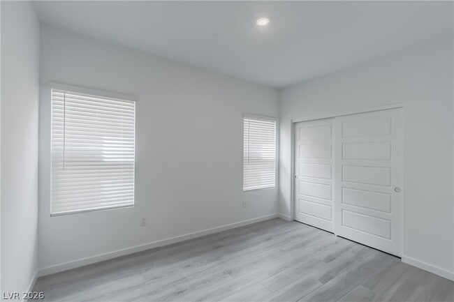 Building Photo - 9940 Kimura Hls Ave