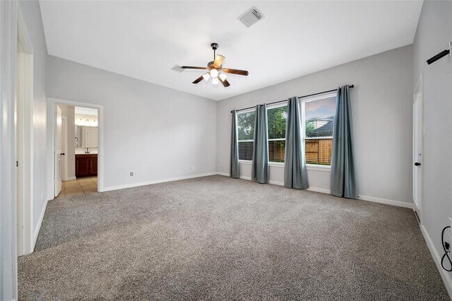 Building Photo - 27225 Alexandra Springs Ln