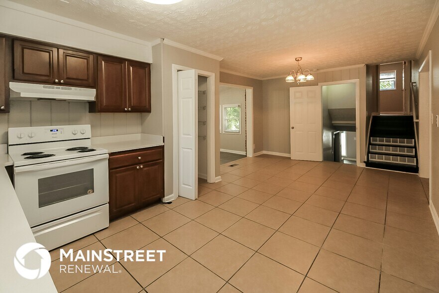 Building Photo - 2745 Westford Ct SW