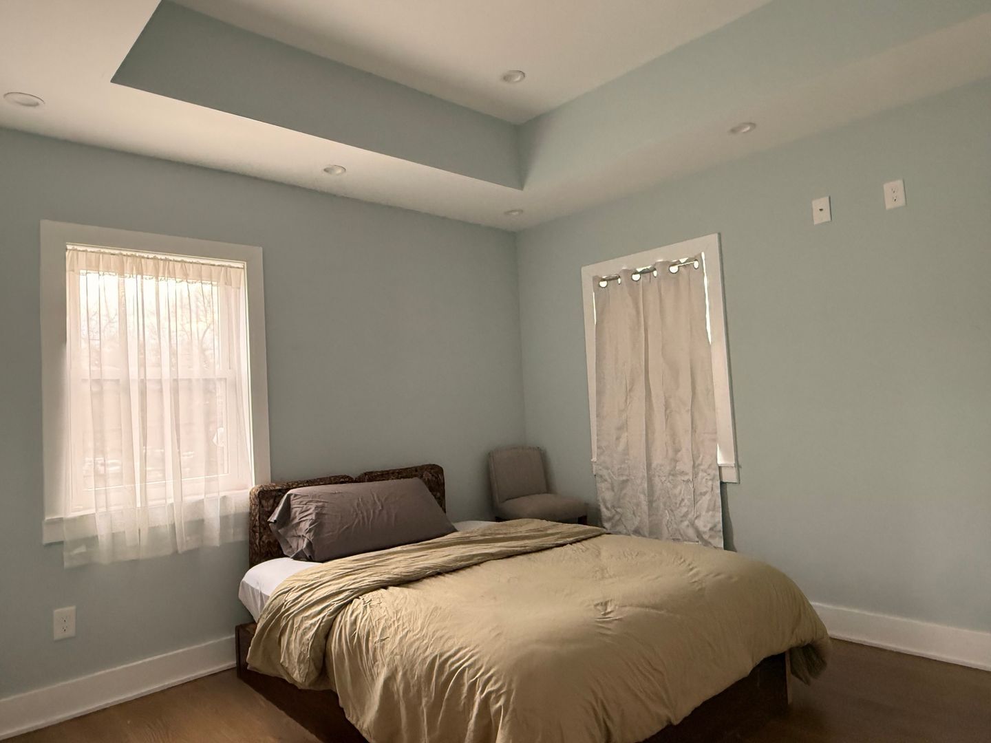 Building Photo - 3984 Blaine St NE