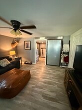 Building Photo - 6012 Blue Water Dr