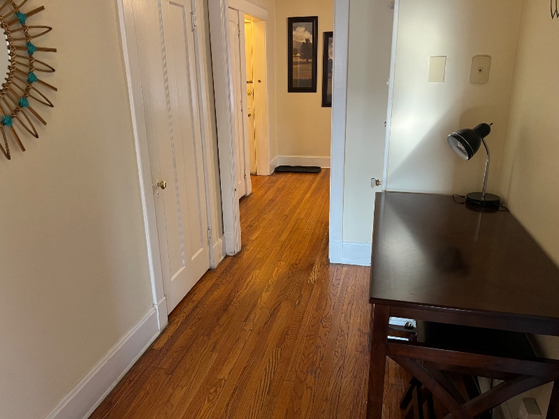 Building Photo - 5354 Murdoch Ave