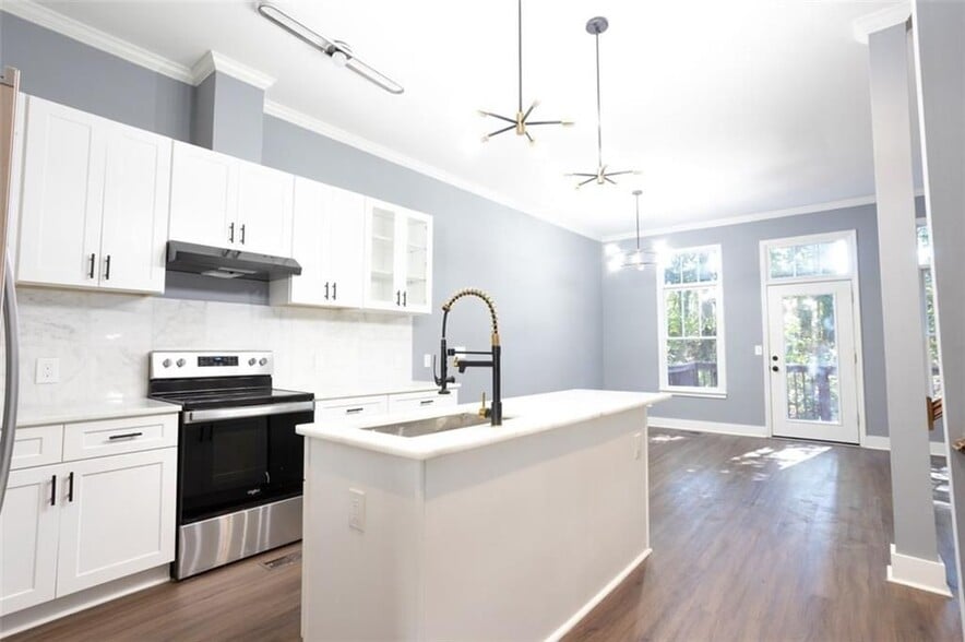 Building Photo - 4871 Pinnacle Dr