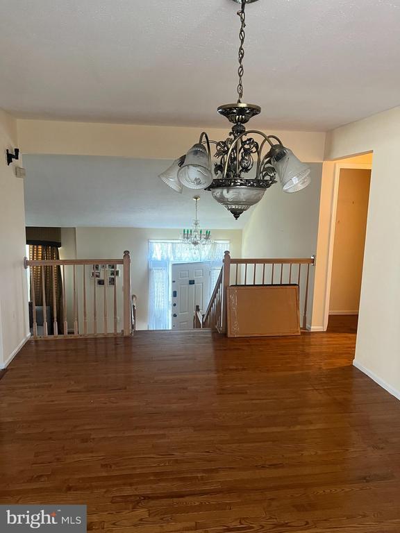 Building Photo - 7211 Mt Forest Terrace