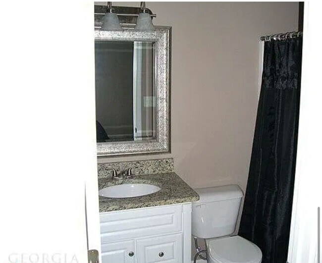 Building Photo - Charming 2BR House in Stonecrest