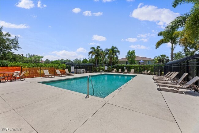 Building Photo - 9450 Ivy Brook Run