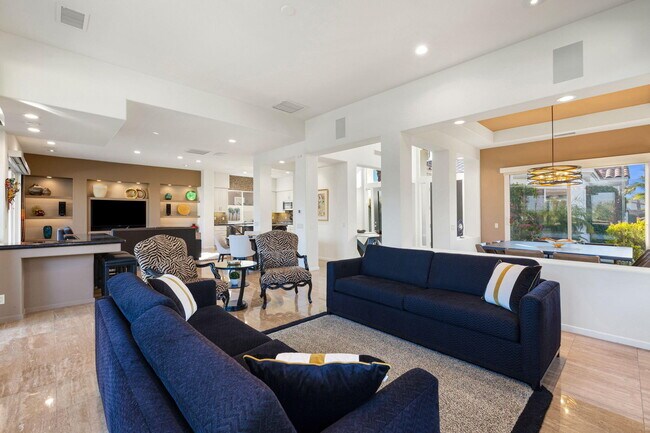 Building Photo - 410 Gold Canyon Dr