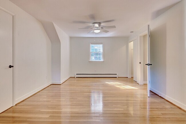 Building Photo - Indigo Park