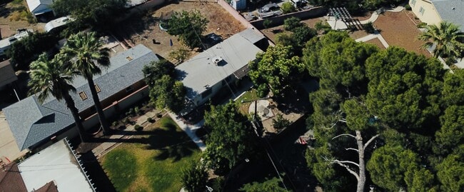 Building Photo - 1434 Kellogg Ave