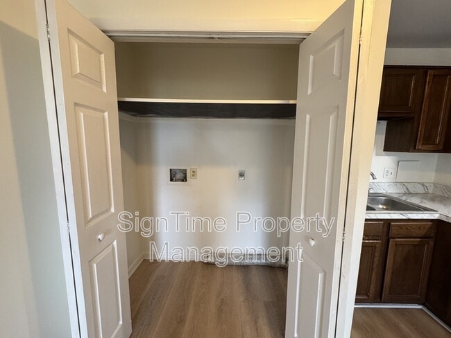 Building Photo - 227 Wakefield Rd