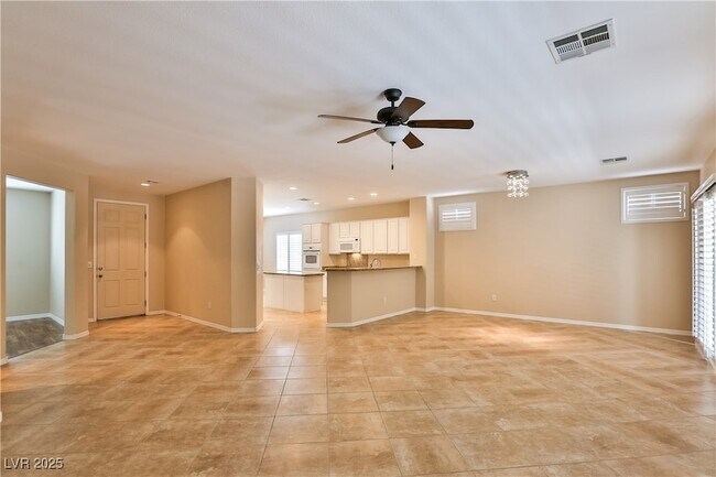 Building Photo - 2264 Laurel Heights Ln