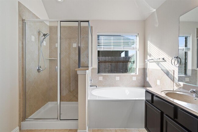 Building Photo - 437 Oyster Creek